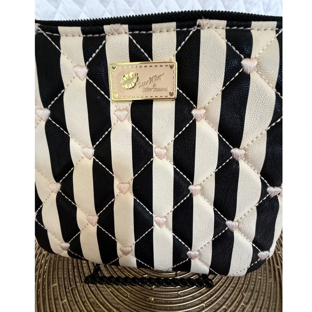 Luv Betsey Johnson Quilted Cute Pink Hearts Stripe Makeup Bag Pouch Girlhoodcore